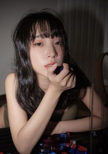 青青草原伊人久久久_4K动漫免费观看