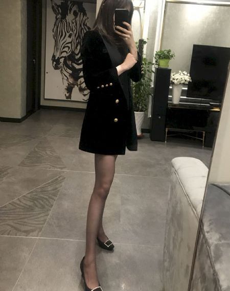 一个人看的免费播放视频_720在线播放观看