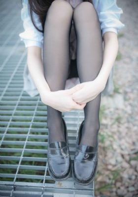 偷拍久久国产免费视频处女_HD完整版观看
