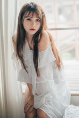 亚洲伊人久久综合一区二区_DVD在线视频观看