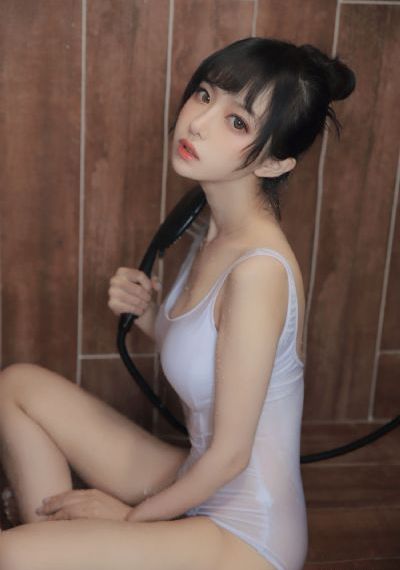 欧美少妇喷潮_720免费观看最新